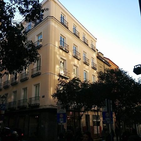 Nuria Hostal Madrid Exterior foto